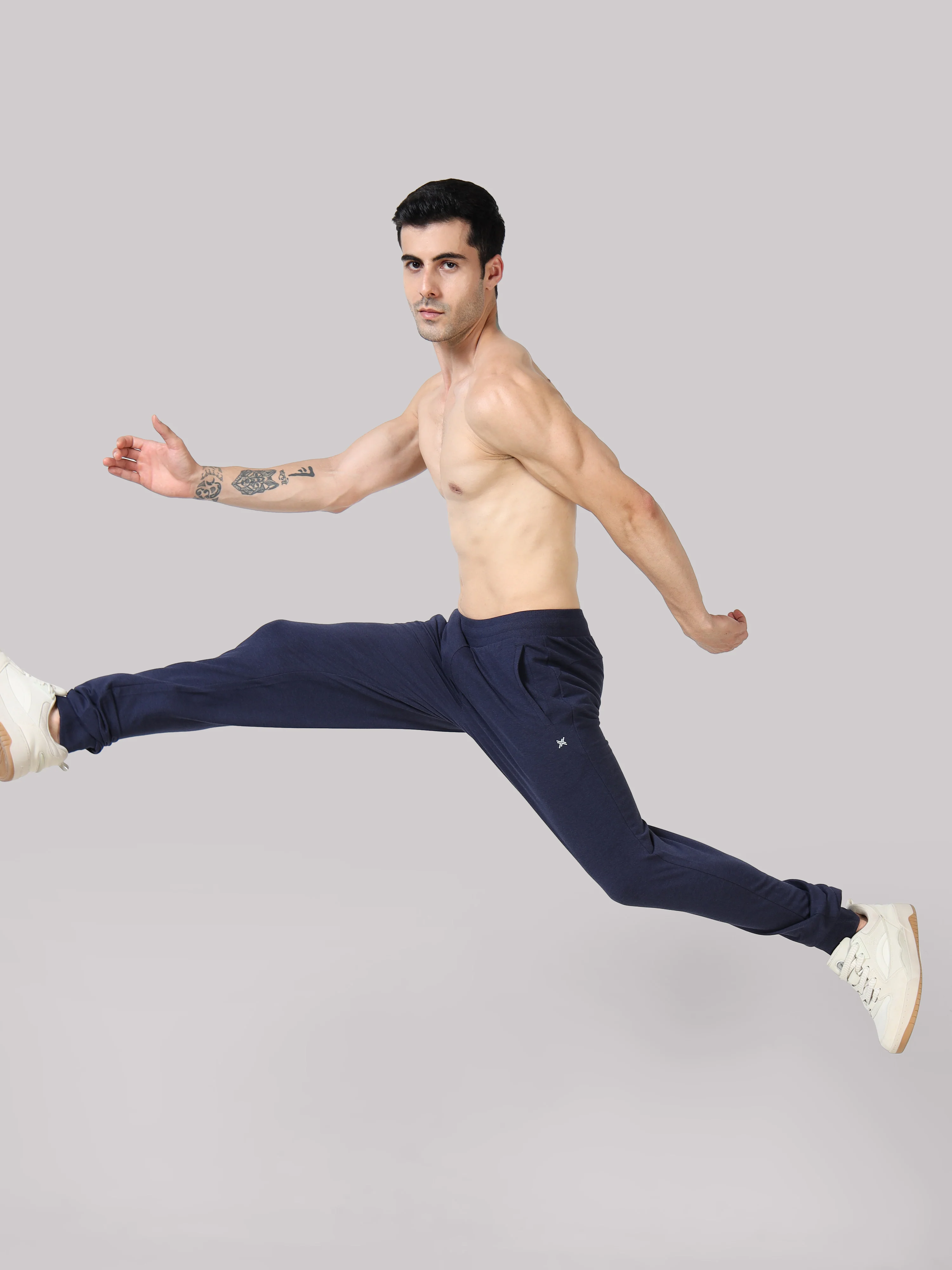 Lavos Mens Active Jogger for Workouts - Image 16