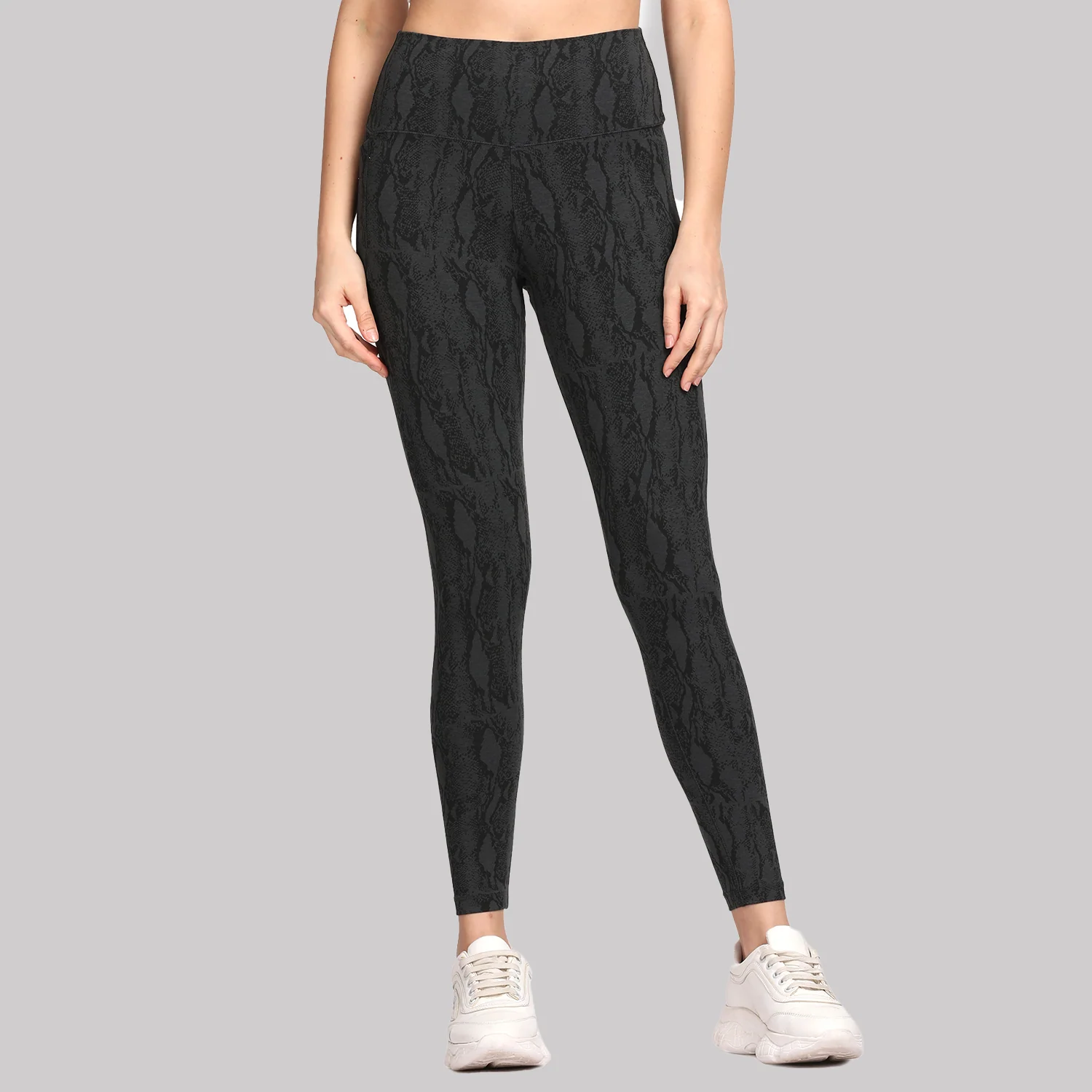 Women’s Organic Yoga Pant for Flexible, Breathable Movement - Image 3
