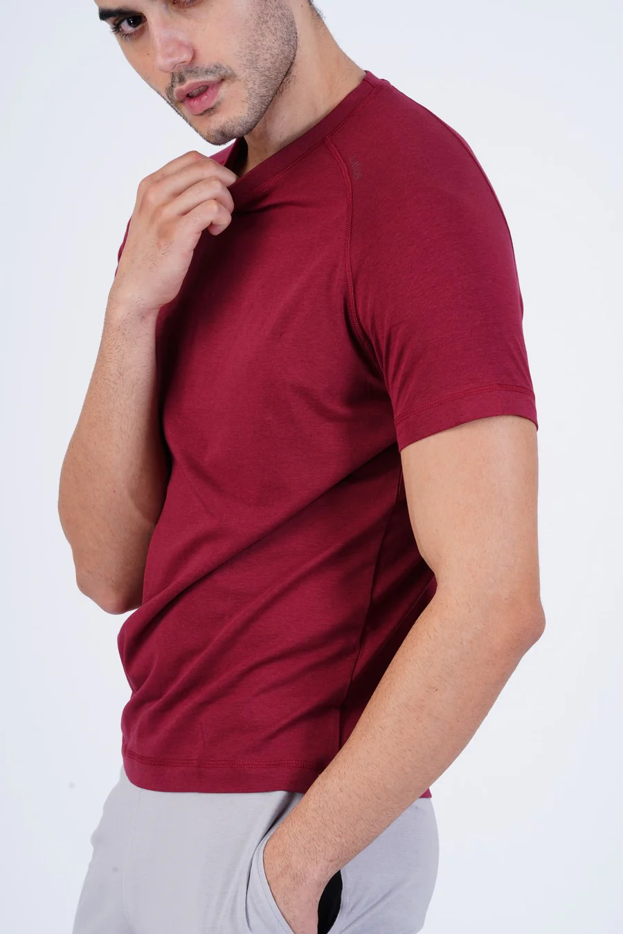 Men’s Raglan T-Shirt with Relaxed Fit & Sporty Comfort - Image 8