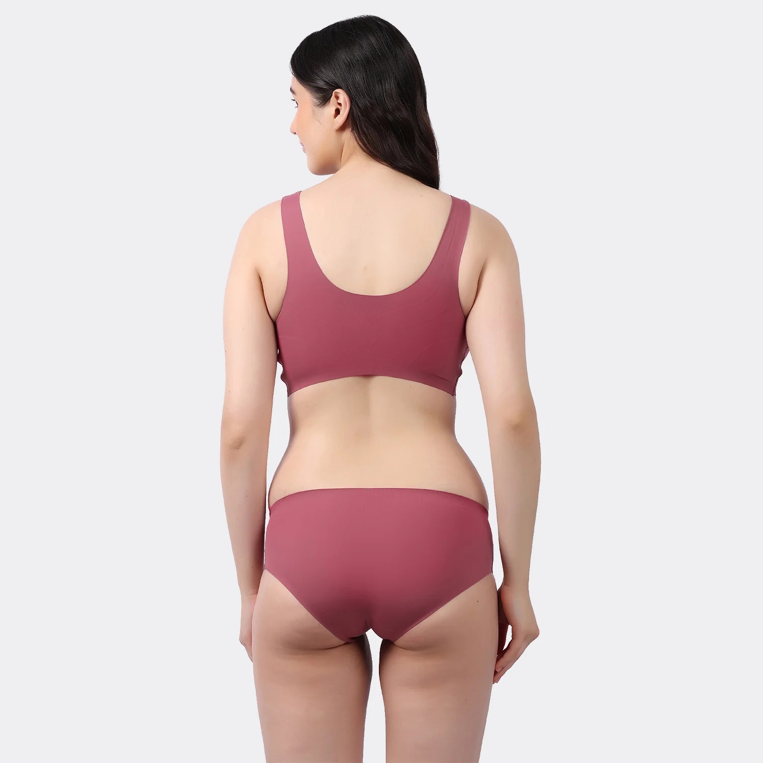 Women’s Seamless Bonded Slip-On Bra with Removable Pads and Full Coverage - Image 23
