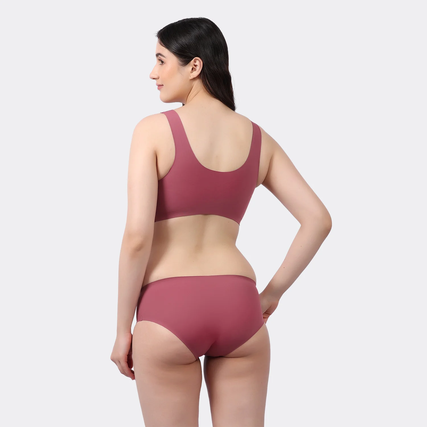 Women’s Seamless Bonded Slip-On Bra with Removable Pads and Full Coverage - Image 25