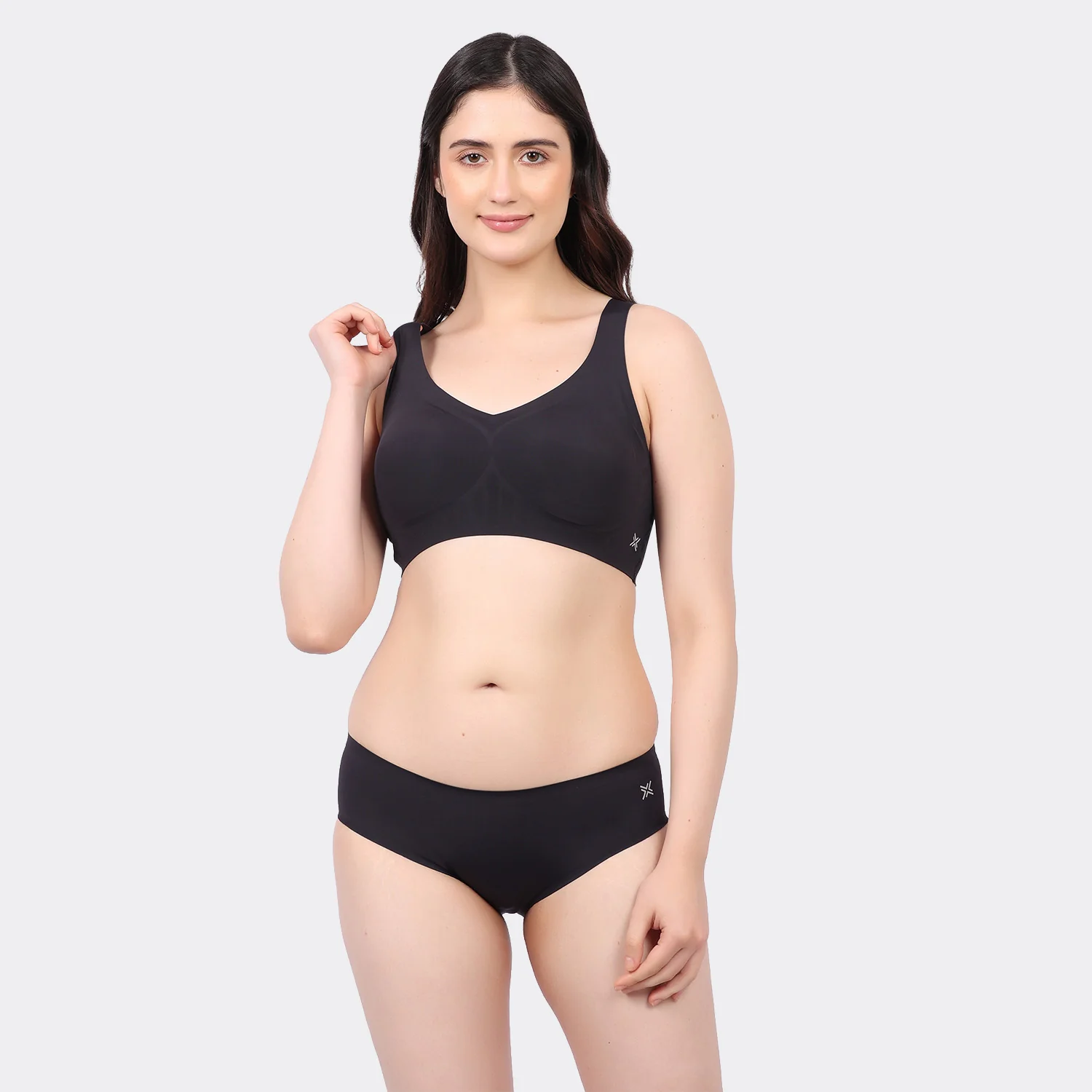 Women’s Seamless Bonded Slip-On Bra with Removable Pads and Full Coverage - Image 4