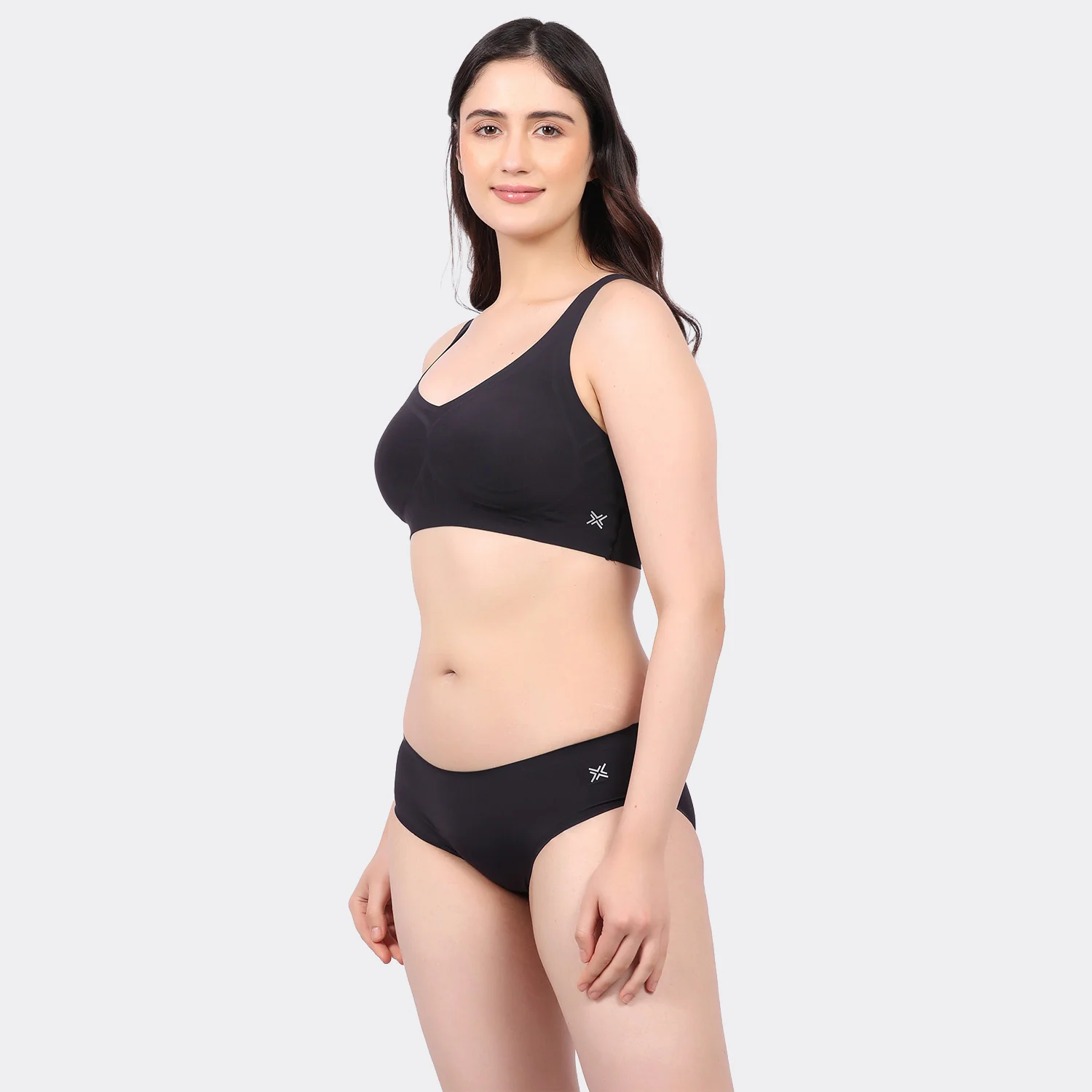Women’s Seamless Bonded Slip-On Bra with Removable Pads and Full Coverage - Image 7