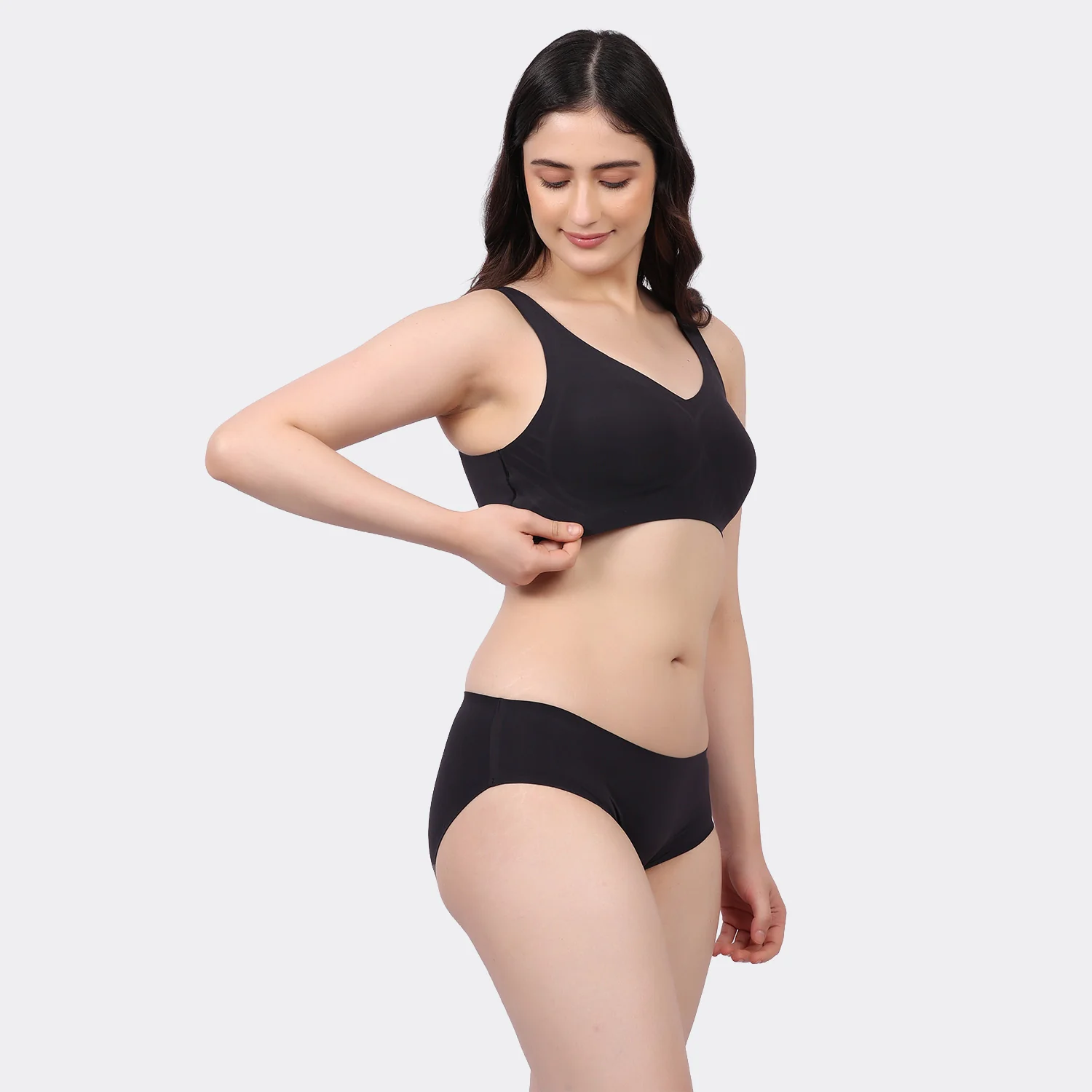 Women’s Seamless Bonded Slip-On Bra with Removable Pads and Full Coverage - Image 8
